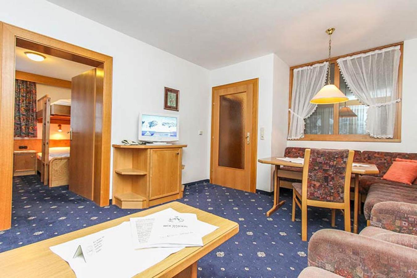Gasthof Bad Hochmoos Lofer Ruang foto