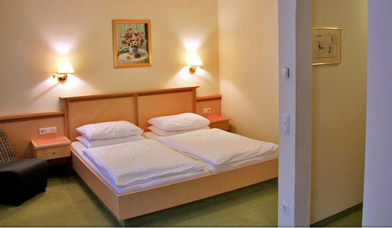 Gasthof Bad Hochmoos Lofer Bagian luar foto